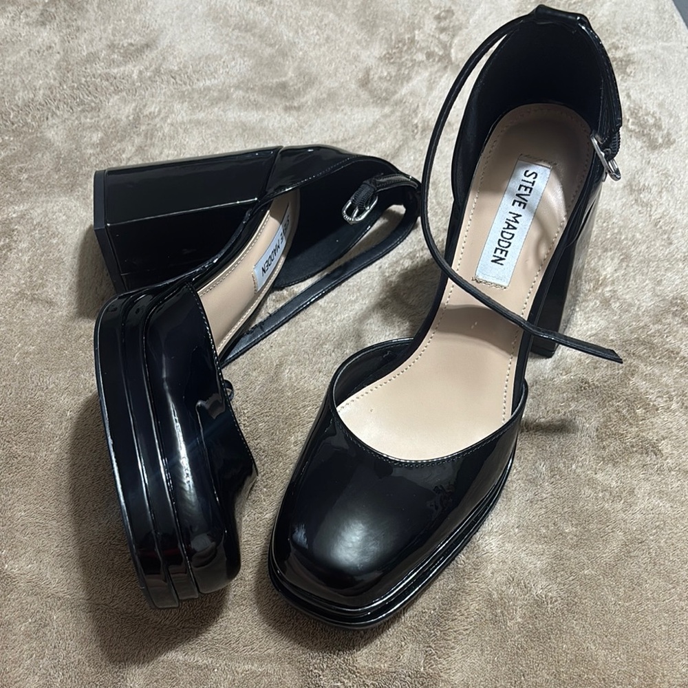 NWOT Steve Madden platform heels - Picture 1 of 7